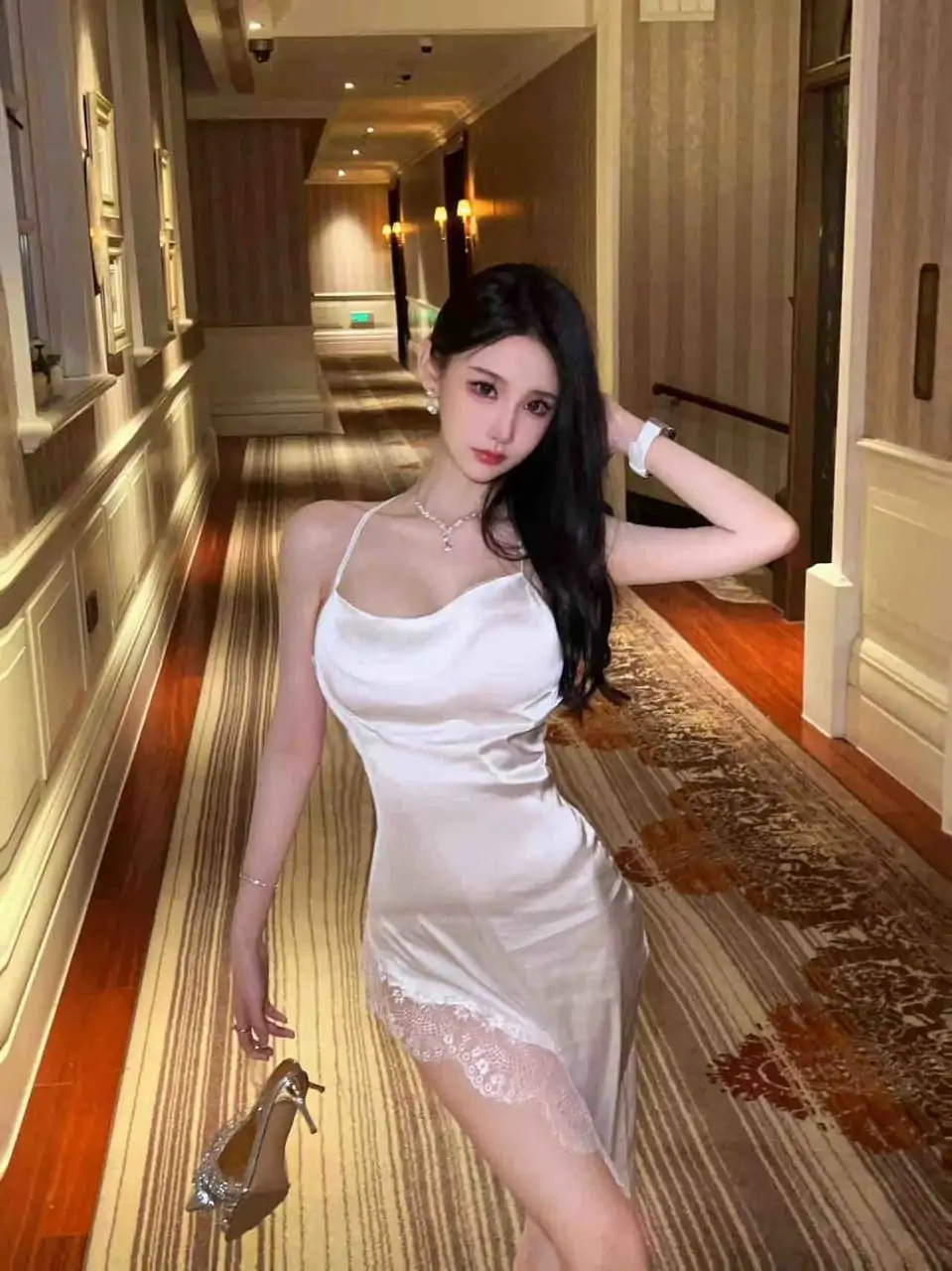 伦敦05年大一学妹陪游