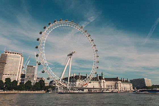 ׶ | London Eye