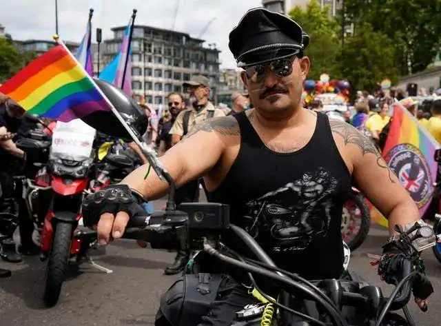 London Pride Parade 2022 ׶ؽвһˣֱӴʷ¼