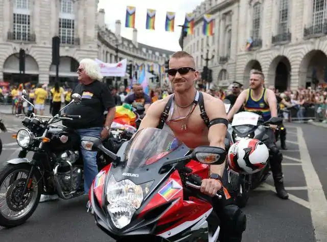 London Pride Parade 2022 ׶ؽвһˣֱӴʷ¼