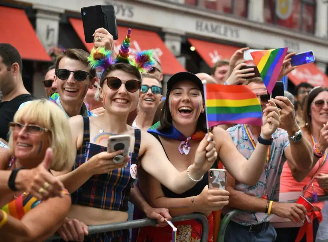 London Pride Parade 2022 ׶ؽвһˣֱӴʷ¼