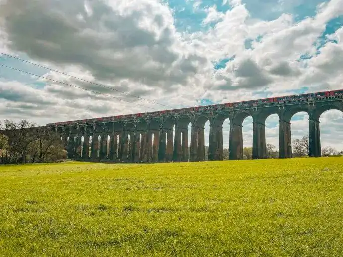 Ӣŵĸ߼ Ouse Valley Viaduct