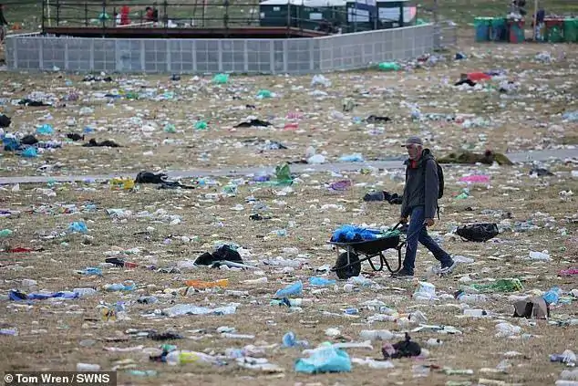 英镑涨至9.21近3年最高！梅根亲自邀请霉霉上节目被拒！垃圾帐篷成堆，格拉斯顿伯里音乐节开始大规模清理行动