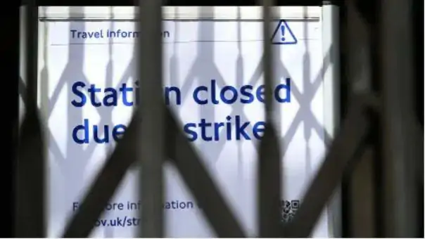 一山更比一山高！政府正式通过反罢工法，下周伦敦地铁罢工取消，不从者统统解雇？
