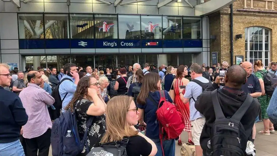 英国迎来史上最热5月开局!伦敦眼故障游客被困高空!Euston车站银行假期将关闭两天