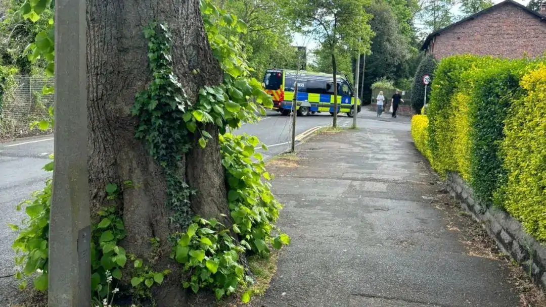 英国恐怖袭击8人被捕,分布于曼城/西伦敦!Uber开始允许顾客使用现金支付