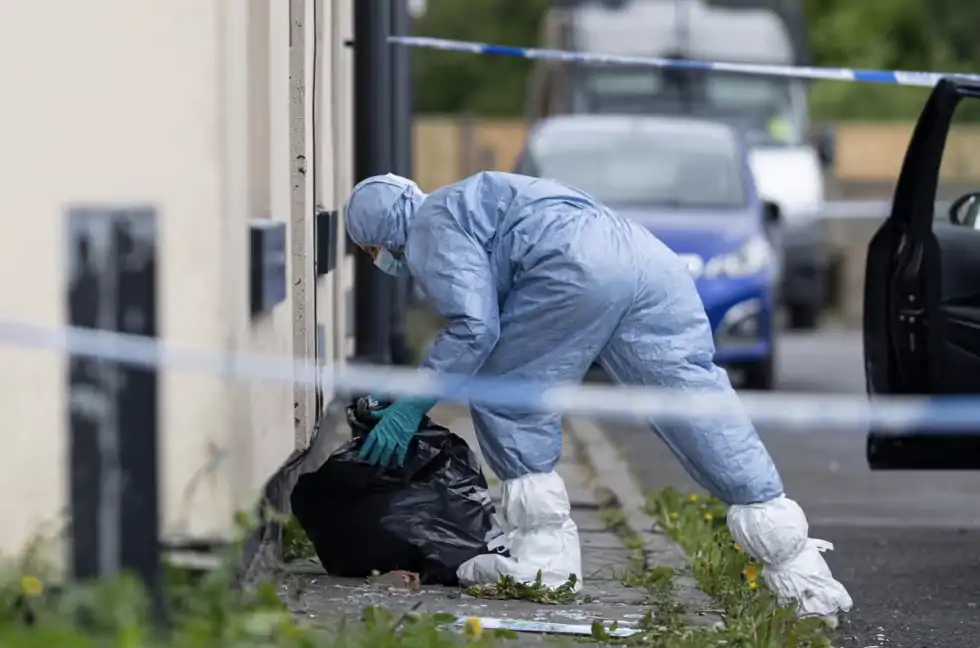 英国恐怖袭击8人被捕,分布于曼城/西伦敦!Uber开始允许顾客使用现金支付