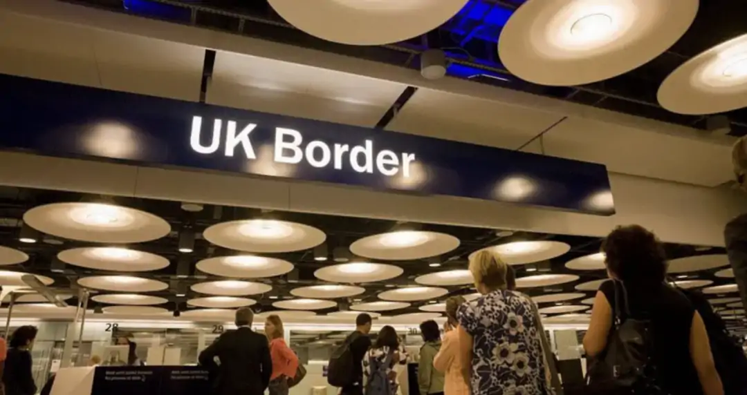 英国官宣废除5年拿永居?提高所有签证英语要求!首相发布最新移民白皮书:发誓要大幅减少外国人!