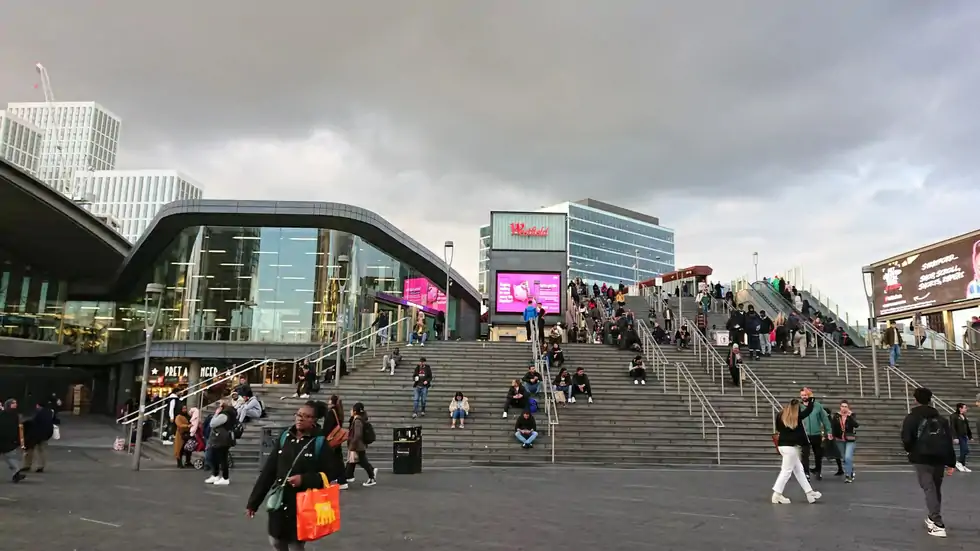 Ӣæĳվ - ׶ʷվStratford Station