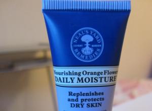 NYR nourishing orange flower daily moisture 2.5