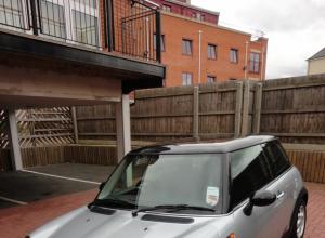 []04silver mini cooper £4,800 ONO.